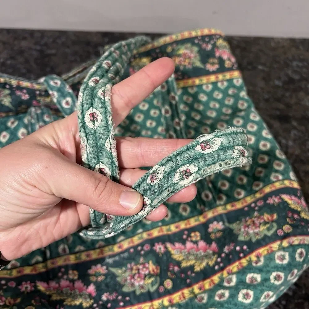 Vintage Vera Bradley Greenfield Quilted Large Tote Shoulder Bag Button close